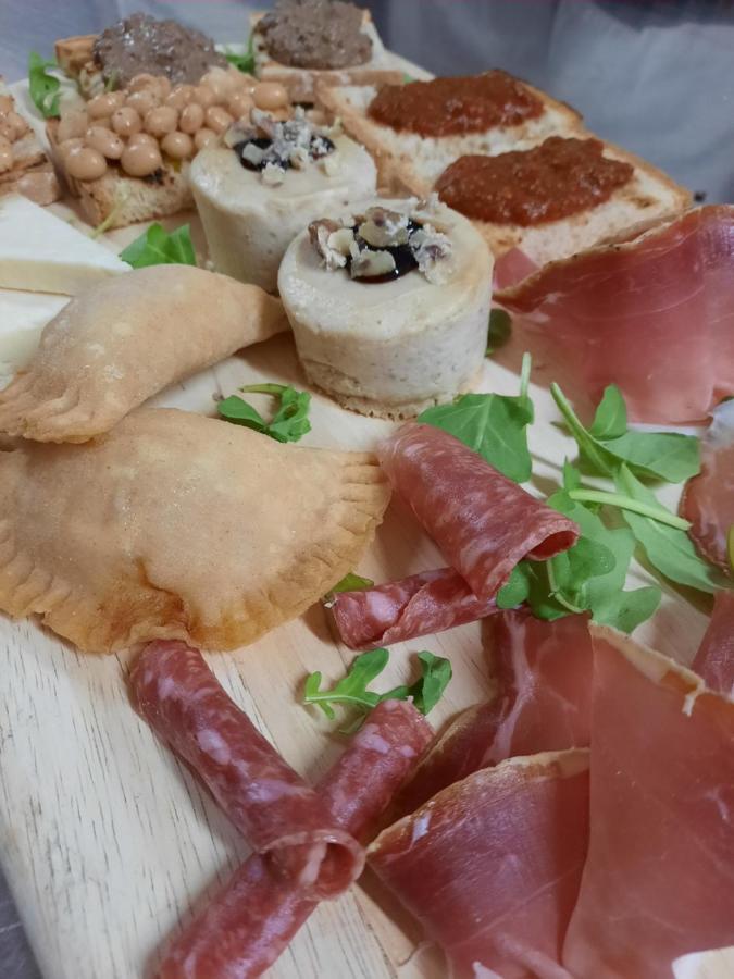 Campogialli Sassomatto B&B Bioagriturelax المظهر الخارجي الصورة