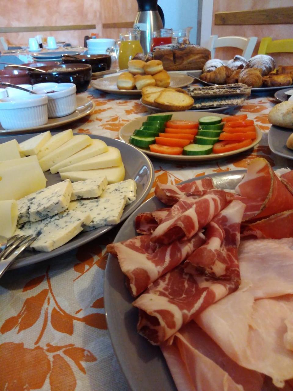 Campogialli Sassomatto B&B Bioagriturelax المظهر الخارجي الصورة